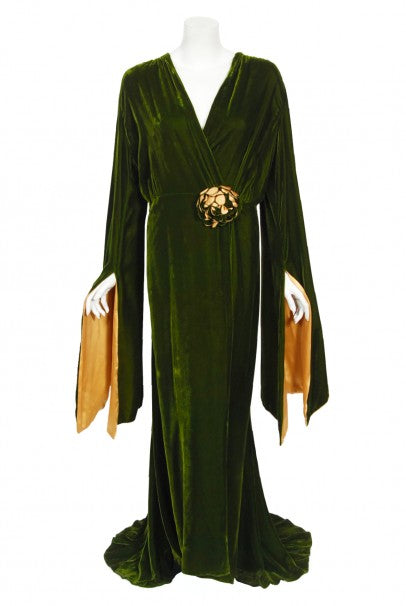 1930&#39;s Princess Obolensky Olive Green Velvet Winged-Sleeve Dressing Gown