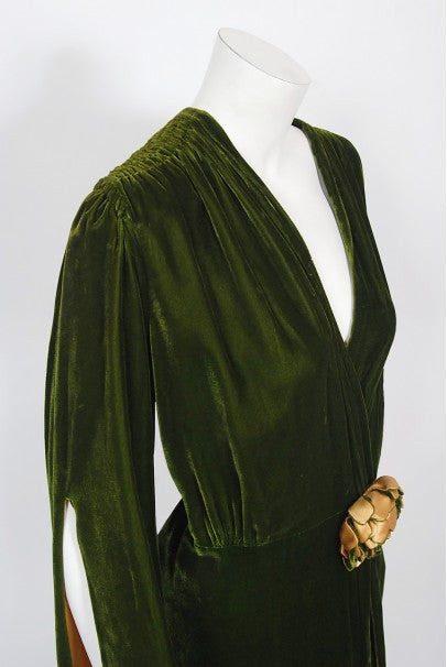 1930's Princess Obolensky Olive Green Velvet Winged-Sleeve Dressing Go
