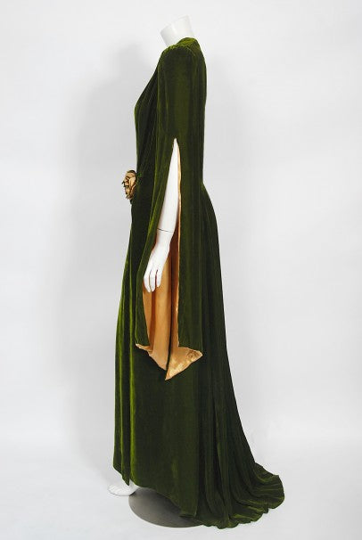 1930's Princess Obolensky Olive Green Velvet Winged-Sleeve Dressing Go - Timeless Vixen 1930's Princess Obolensky Olive Green Velvet Winged-Sleeve Dressing Go - Timeless Vixen
