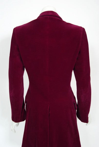 1970&#39;s Granny Takes a Trip Documented Merlot Red Velvet Blazer Jacket
