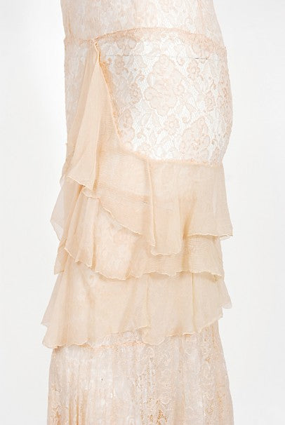 1930&#39;s Pale Pink Sheer Lace &amp; Tiered Silk Chiffon Bias Cut Deco Gown