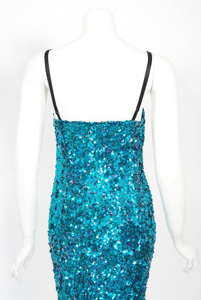 2000 Dolce & Gabbana 'Legally Blonde' Blue Sequin Bodycon Bra Mini Dre - Timeless Vixen 2000 Dolce & Gabbana 'Legally Blonde' Blue Sequin Bodycon Bra Mini Dre - Timeless Vixen