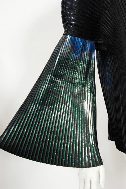 2009 Balenciaga Runway Iridescent Pleated Blue Silk Bell-Sleeve Jacket w/ Tags