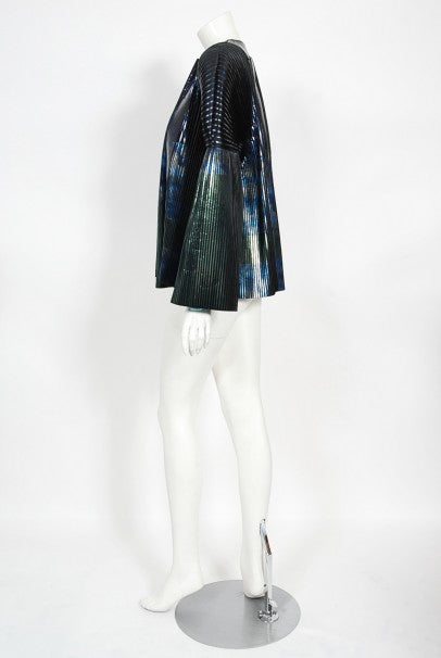 2009 Balenciaga Runway Iridescent Pleated Blue Silk Bell 2009 Balenciaga Runway Iridescent Pleated Blue Silk Bell
