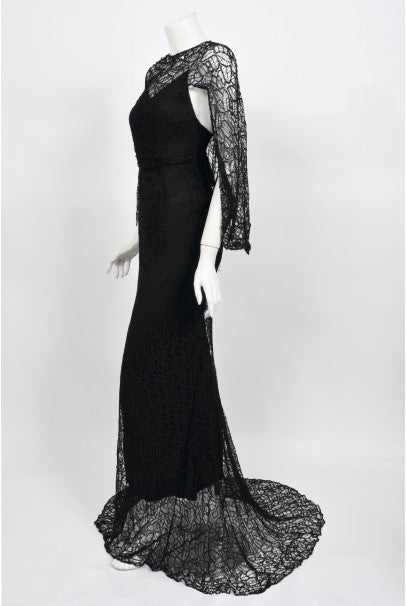 1930&#39;s Molyneux Haute Couture Black Lace Winged Sleeve Bias-Cut Gown